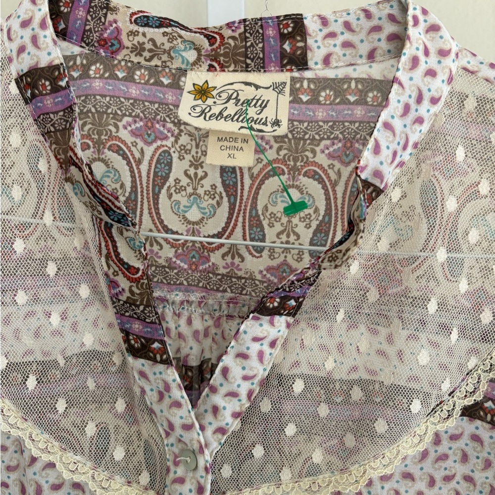 Pretty Rebellious Multicolor Paisley Blouse - Picture 3 of 4